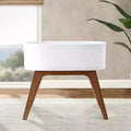 Culla portatile Aero con gambe in legno, bianca