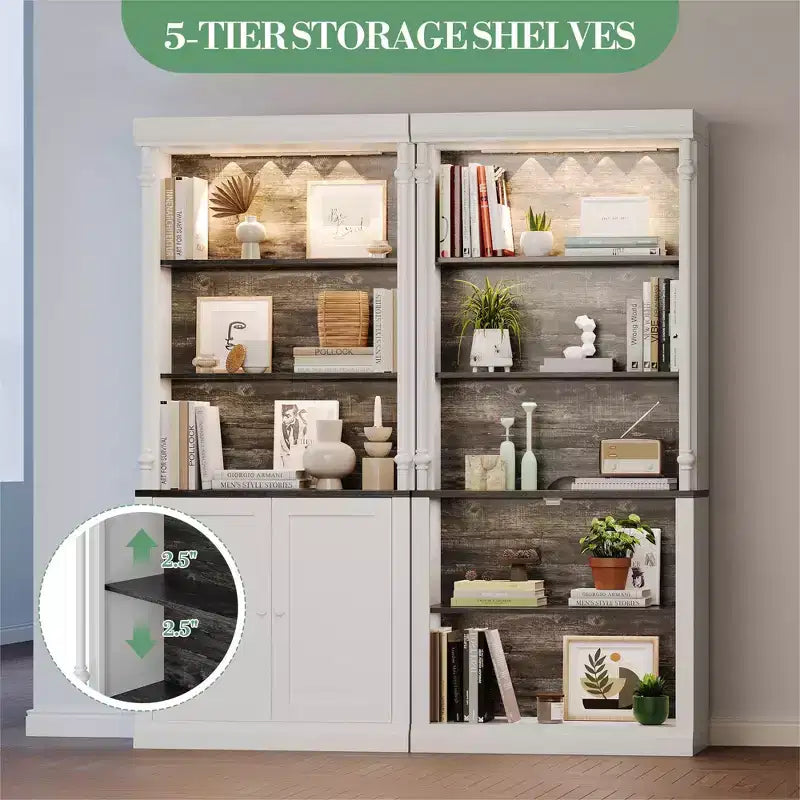 Credenza freestanding con illuminazione a LED, dotata di due ante e ripiani regolabili, ideale per sale da pranzo e soggiorni.