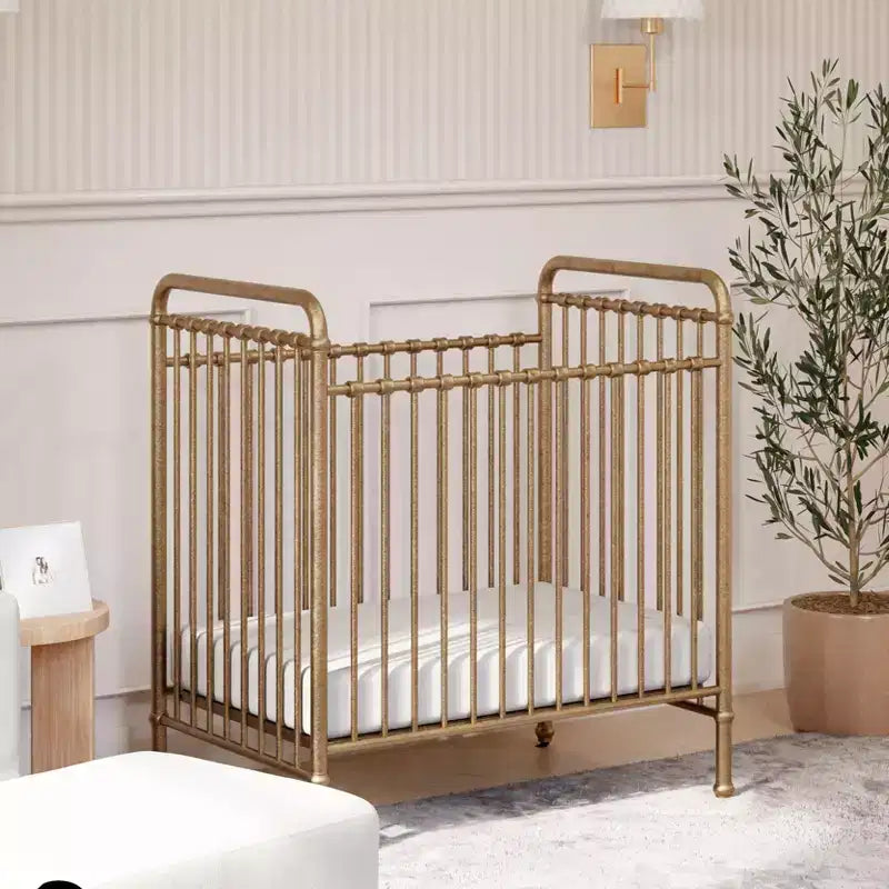 Culla Mini in Metallo Convertibile 3-in-1 Abigail