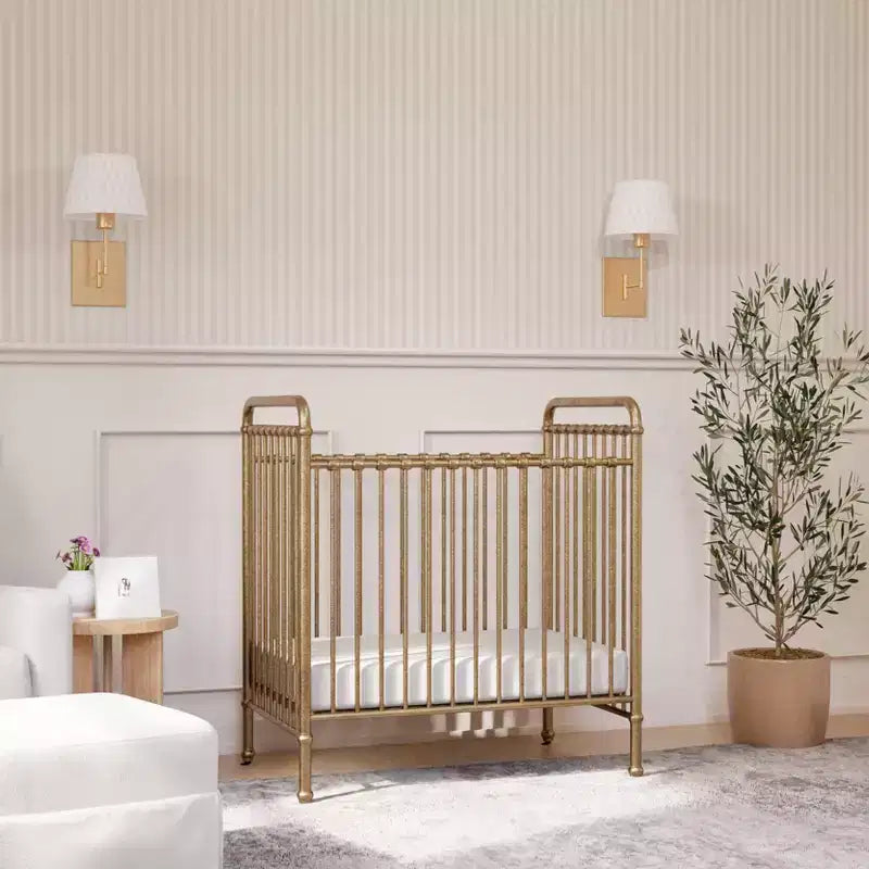 Culla Mini in Metallo Convertibile 3-in-1 Abigail
