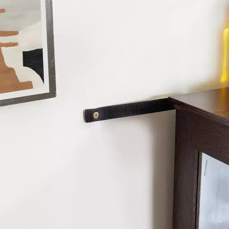 Vetrina a 2 ante con ante in vetro temperato, pannello posteriore a specchio, ripiani regolabili e luce per l'home office