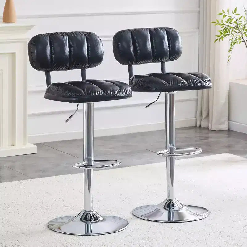Set di 2 sgabelli da bar regolabili in altezza con rivestimento in pelle PU e base cromata, con poggiapiedi per isola cucina